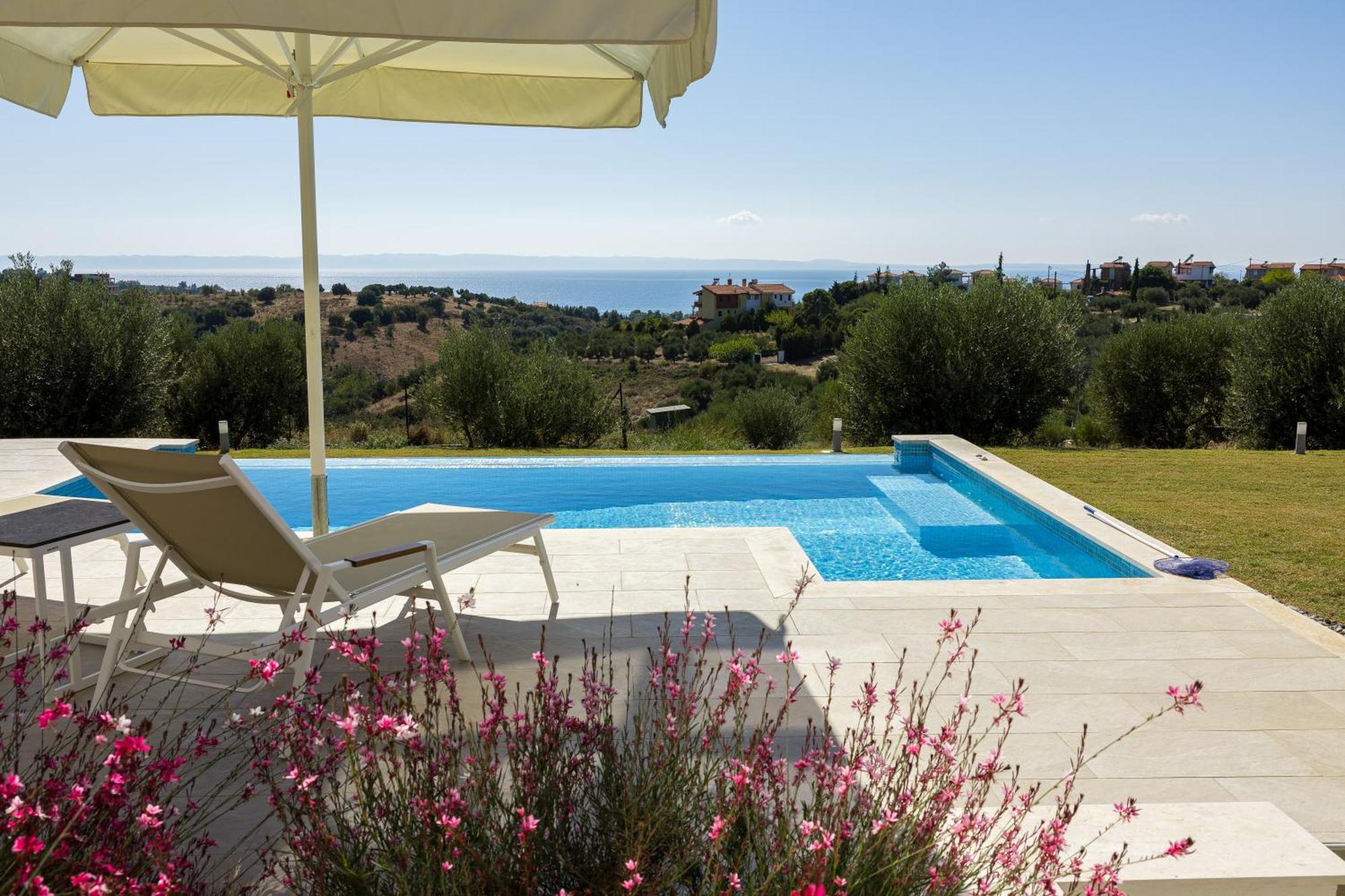 Nikiti Dream Villas Exterior photo